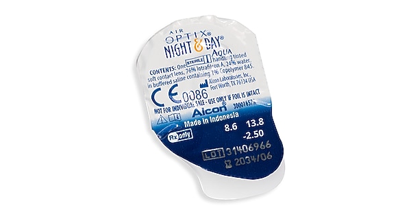 AIR OPTIX® NIGHT & DAY® AQUA 6